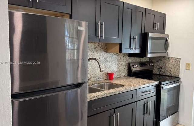 Photo of 2620 SW 53rd Ave