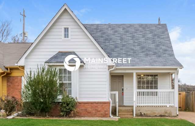 Photo of 5530 Oak Branch Circle North