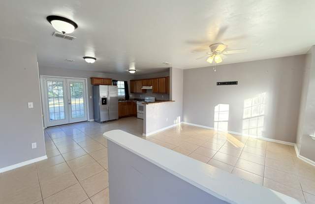 1636 Martin Luther King Boulevard - B