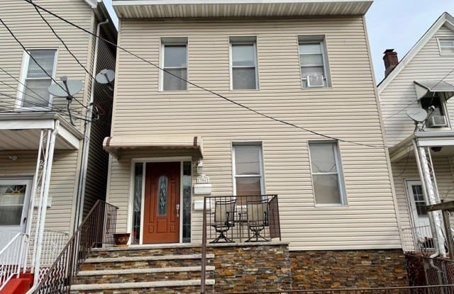 306 CLARENDON ST UNIT # G - 306 Clarendon Street, Secaucus, NJ 07094