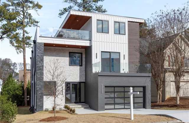 2374 LOGAN Circle NE