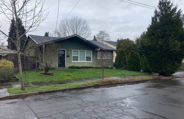 1339 NE Roselawn St - 1339 Northeast Roselawn Street, Portland, OR 97211