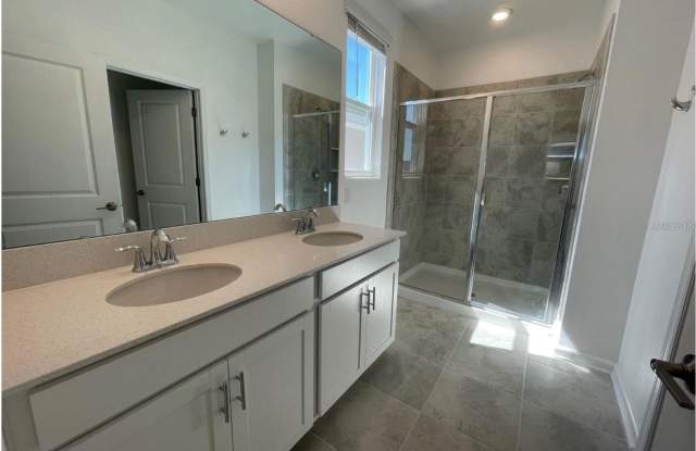 1748 CROSS PRAIRIE PARKWAY