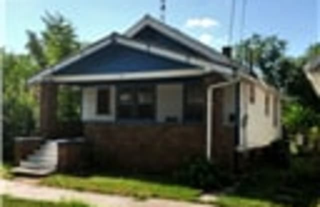 728 Ashwood Ave - 728 Ashwood Ave, Toledo, OH 43608