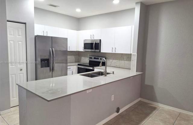 Photo of 5761 NW 115th Court 102, Doral, FL 33178