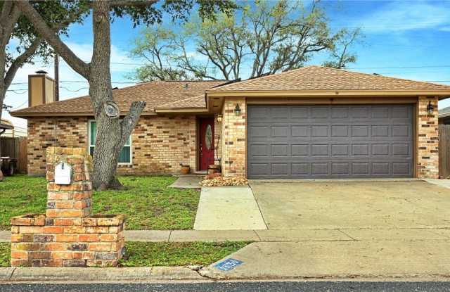 6725 Meadowbreeze Parkway