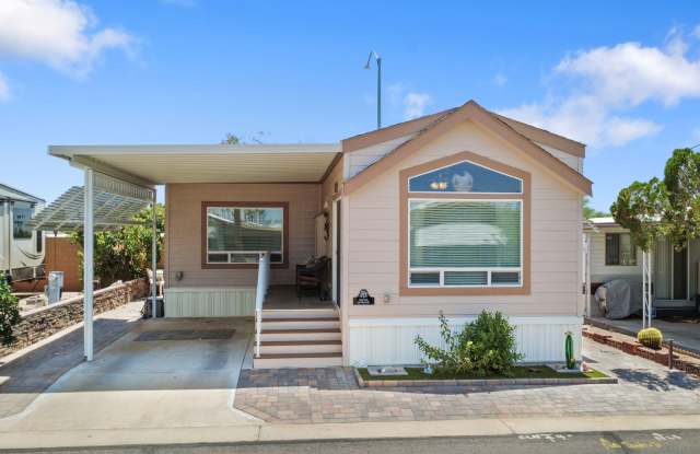 Resort Style Living in Carriage manor!