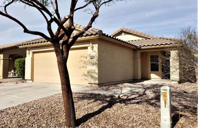Photo of 1478 East Poncho Lane