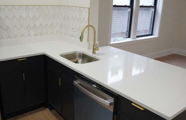 Photo of 4636 Hamilton Avenue