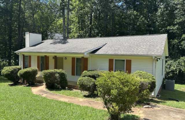 1003 Still Hollow Lane
