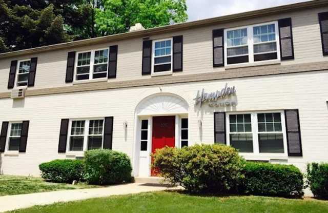 Hampden Manor