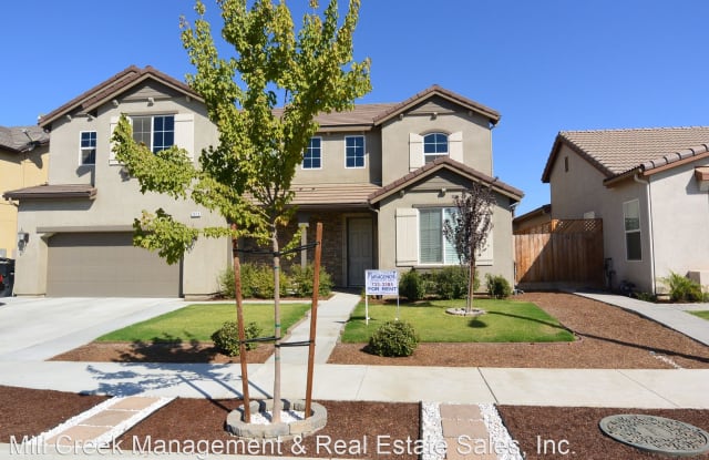 2618 W. Sady - 2618 West Sady Court, Visalia, CA 93291