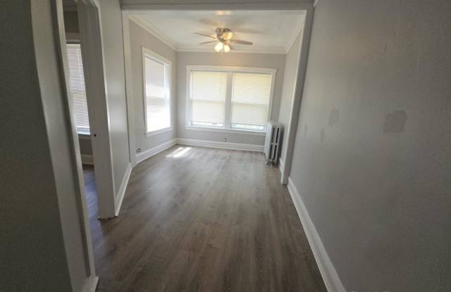 Photo of 6631 South Ellis