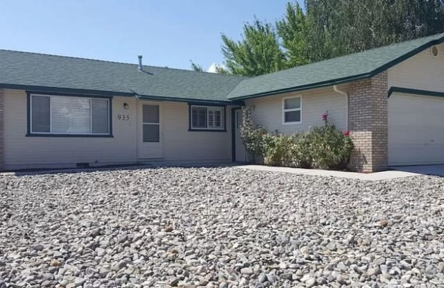 935 Kennedy Dr - 935 Kennedy Drive, Carson City, NV 89706