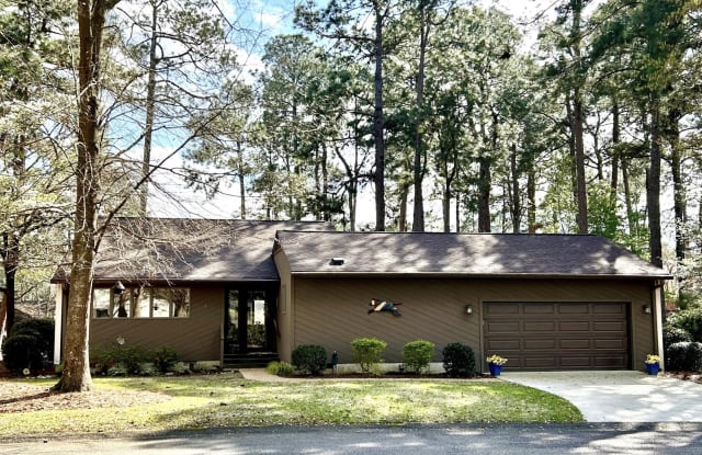 4 St. Andrews Way - 4 Saint Andrews Way, Aiken, SC 29803