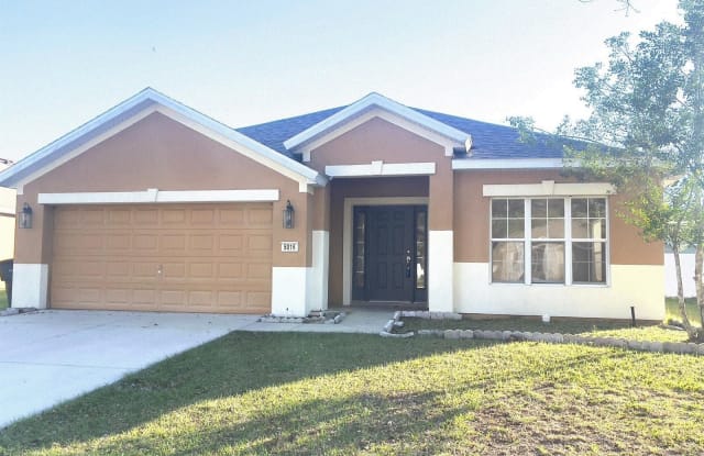 5016 SW 40 PLACE - 5016 Southwest 40th Place, Ocala, FL 34474