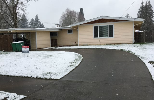 1711 21st Ave - - 1711 21st Avenue, Forest Grove, OR 97116