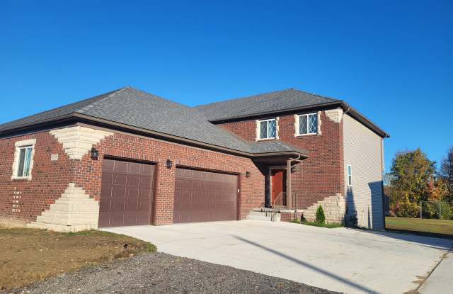 Photo of 11719 21 Mile Rd