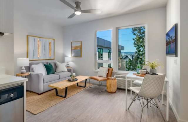 Acqua Apartments - Student Affordable