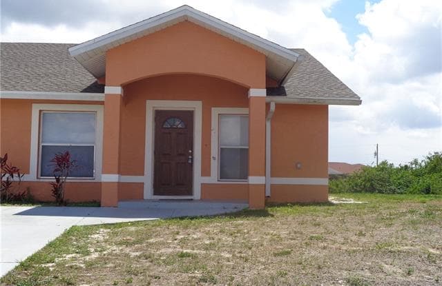 4409 14th ST SW - 4409 14th St SW, Lehigh Acres, FL 33973