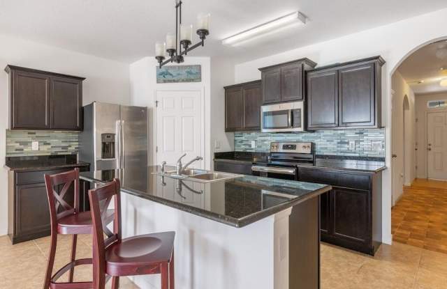 1440 Lexington Square SW