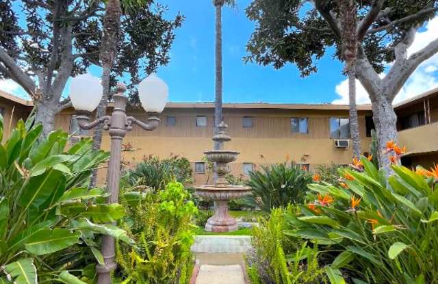 615 N Vine Ave