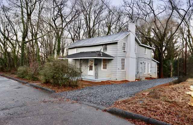 Photo of 634 West Bell Street