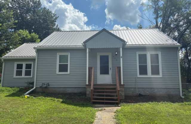 Charming 3 Bedroom and 1 Bath Pleasant Hill Home with Garage, Carport & Fenced Yard!