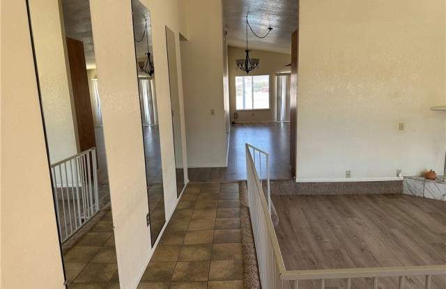 14572 Lighthouse Lane