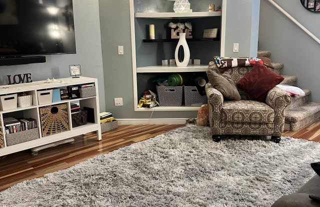 Photo of 1332 South Idalia Street