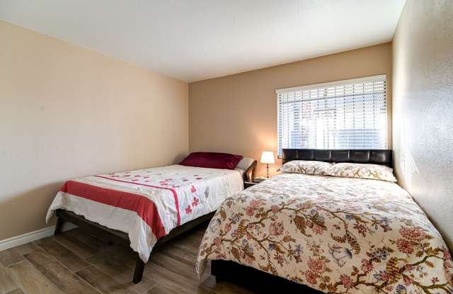 1440 Vegas Valley Drive Unit#10, Las Vegas, Nevada 89169