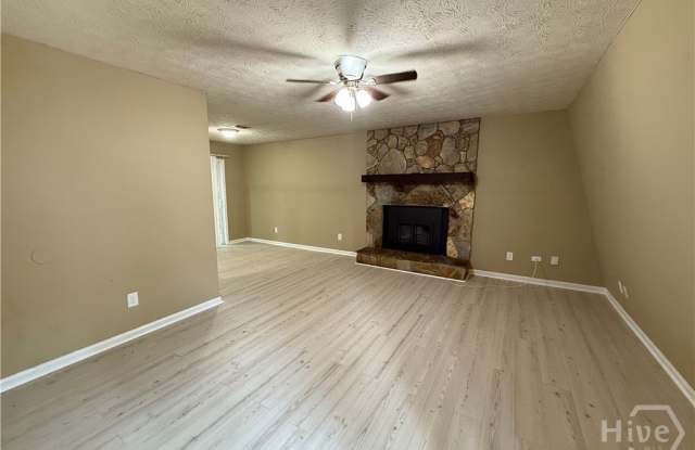 437 Rustwood Drive
