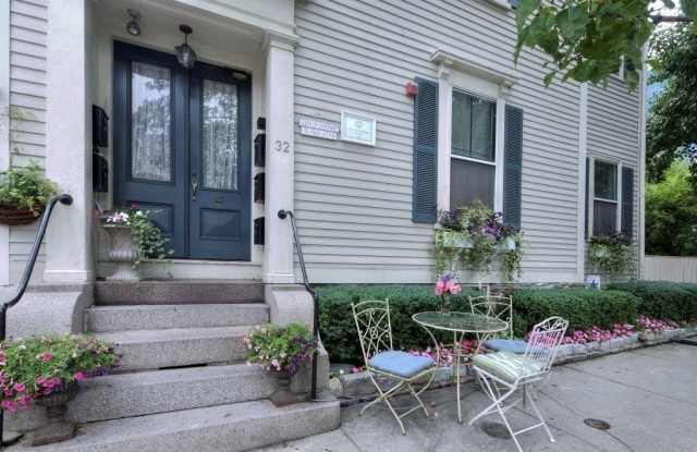 32 School Street