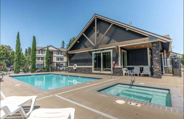 Silverplace Apartment Homes