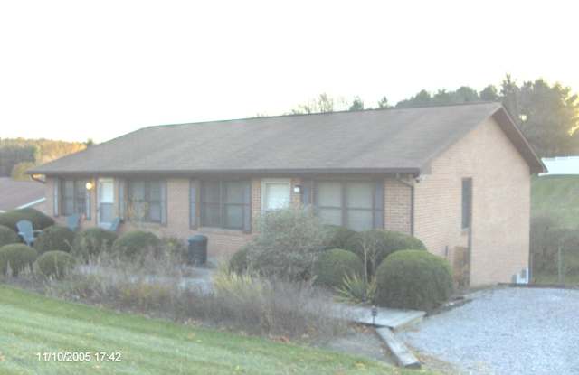 3 Bedroom 2 Bath Duplex