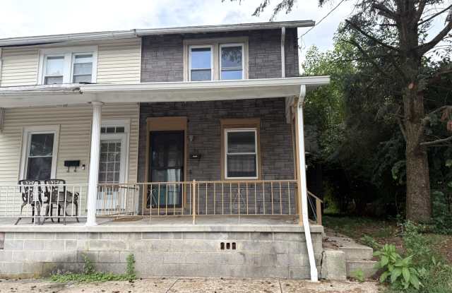 329 Duke St