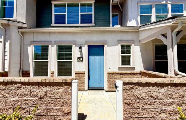Charming 3bed 2.5 bath Simi Valley Home