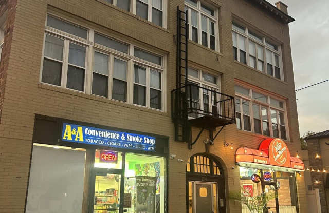 Photo of 296 Washington Street unit: 3B