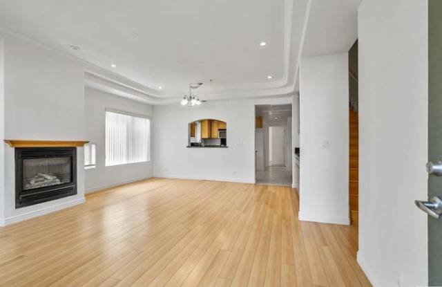 13133 Le Parc Boulevard