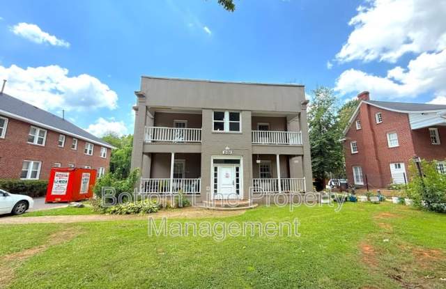 2100 E 7th St #5