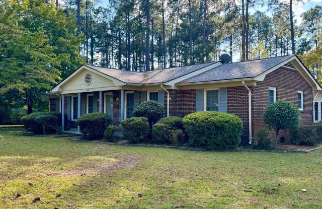 1003 Robinwood Road