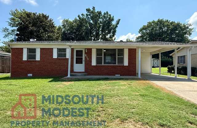 Welcome to this 3 Bedroom/1 Bathroom Home in Paragould AR - $1,200/month