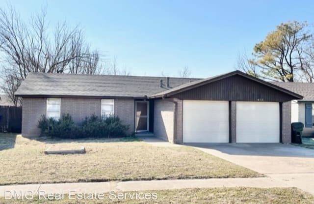 612 Ash - 612 Asp Avenue, Norman, OK 73069