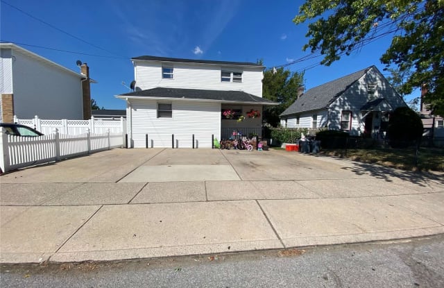 212-214 Oakley Avenue - 212 Oakley Ave, Elmont, NY 11003