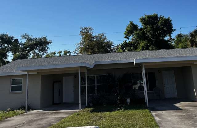 2BD/1BA/Single carport - Venice