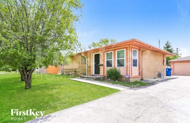 209 East Myrick Avenue