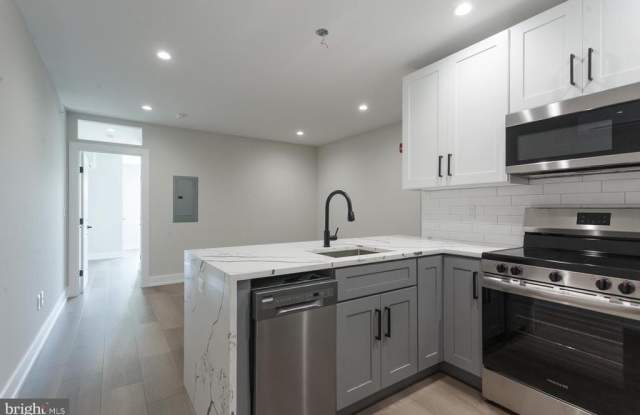 3849 FAIRMOUNT AVENUE