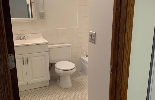 Photo of DJ Smith Realty Emerson Ave S