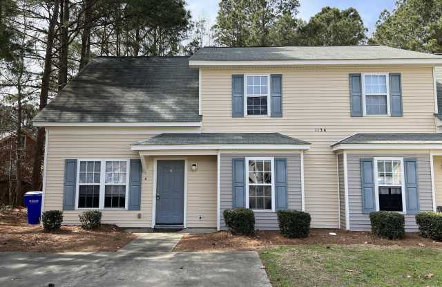 1126 Brownlea Drive unit: B