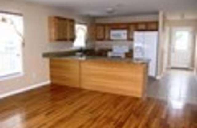 Photo of 611 Cedar Street, Beaufort, NC